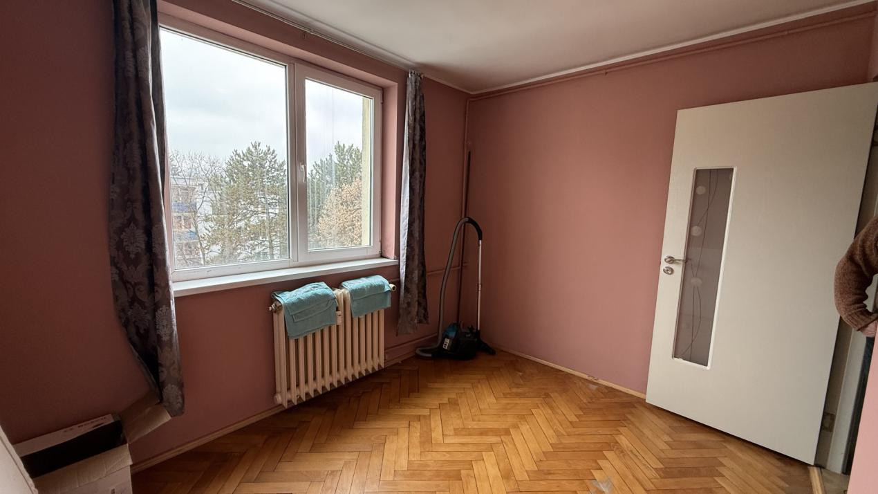 Apartament de 3 camere, la 2 minute de Platinia Mall/Plopilor