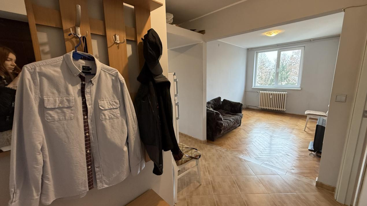 Apartament de 3 camere, la 2 minute de Platinia Mall/Plopilor