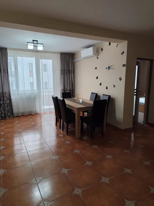 Apartament cu 3 camere, 61 mp, 2 parcari, zona Teilor