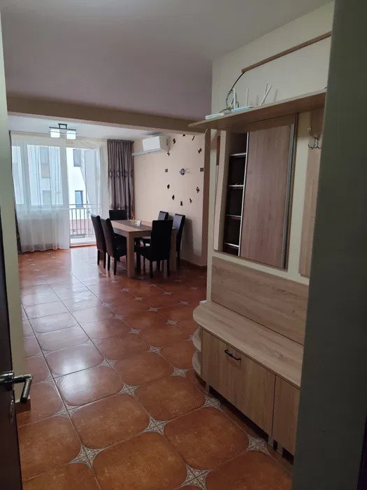 Apartament cu 3 camere, 61 mp, 2 parcari, zona Teilor