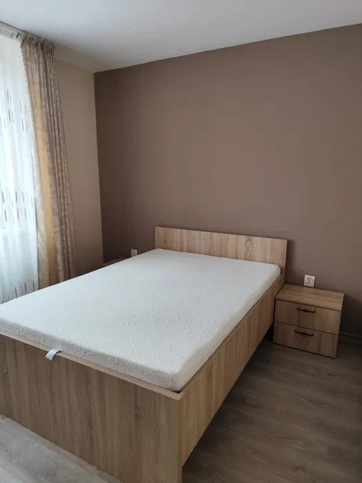 Apartament cu 3 camere, 61 mp, 2 parcari, zona Teilor