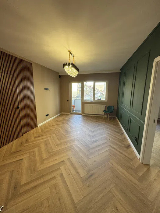 Apartament cu 2 camere, 54 mp, balcon, zona Terra