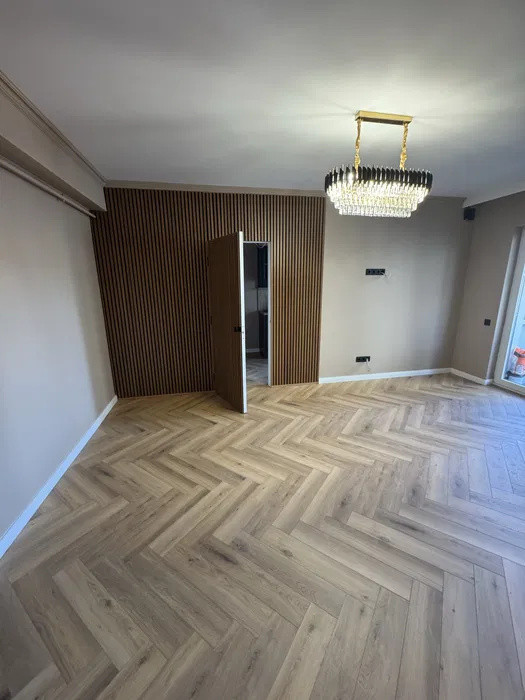 Apartament cu 2 camere, 54 mp, balcon, zona Terra