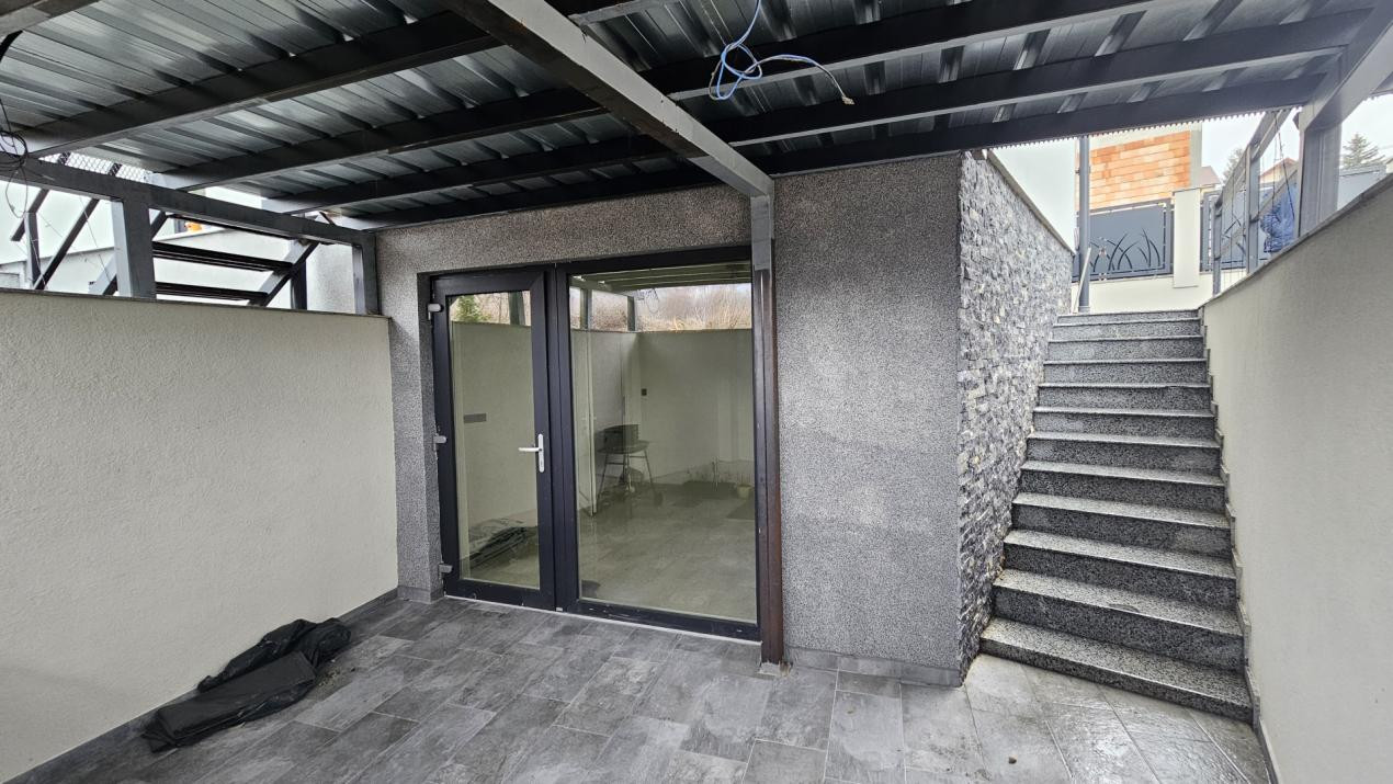 Spatiu de birou, 60mp, 2 camere, 3 parcari, Campului