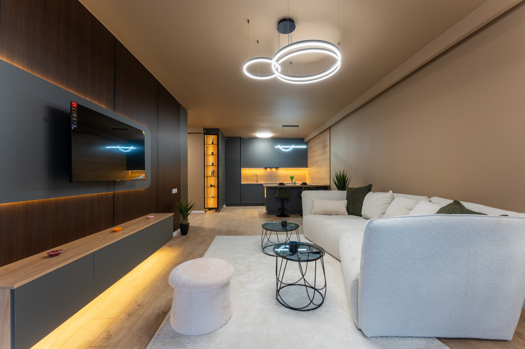 Apartament de 2 camere, 67 mp, Ultramodern, La Cheie, Zona Floresti