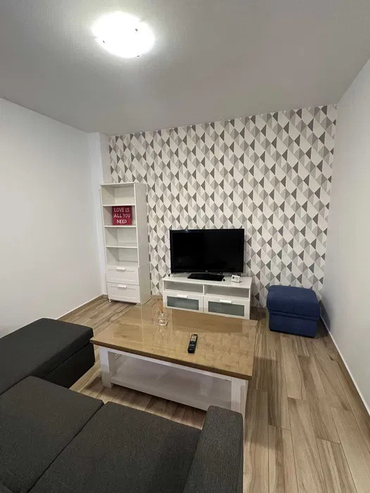 Apartament doua camere semidecomandat, Calea Turzii
