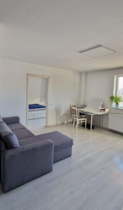Apartament 2 camere, 47 mp, etaj intermediar, parcare, zona Corneliu Coposu