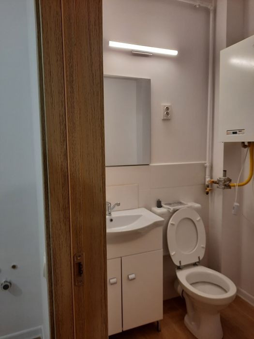 Apartament la parter cu destinație comercială , 51,9 mp, zona Terra 