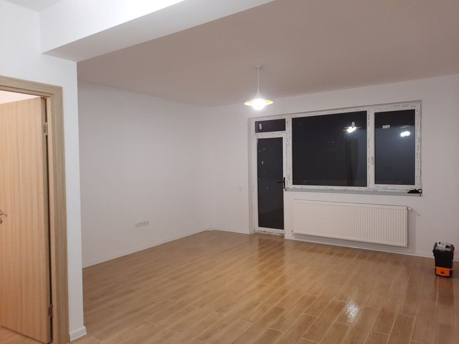 Spațiu comercial la parter , 51,9 mp, zona Terra 