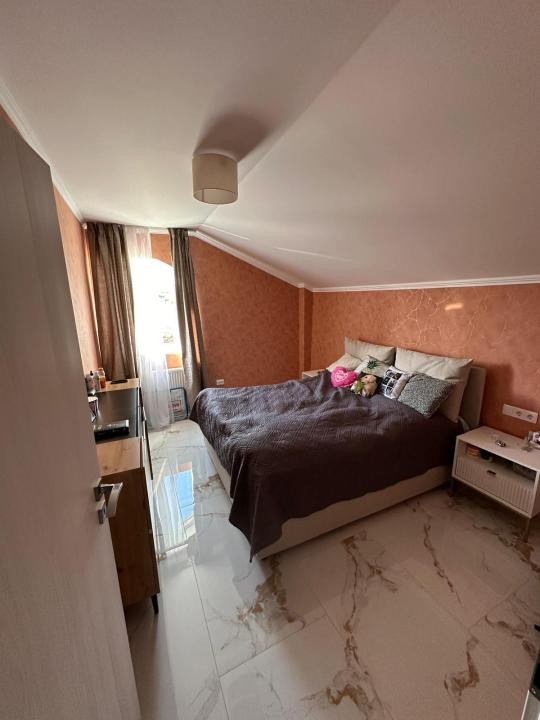 Apartament de 3 camere, 56 mp, Razoare (VIVO)