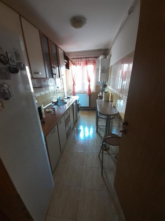 Apartament cu 2 camere decomandate ,in zona Big Belly, Manastur