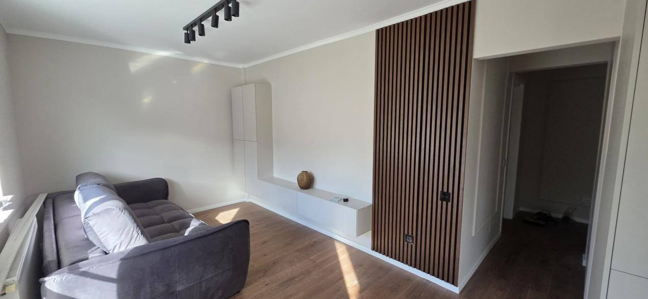 Apartament cu 2 camere, 52 mp, balcon, zona Valea Garbaului