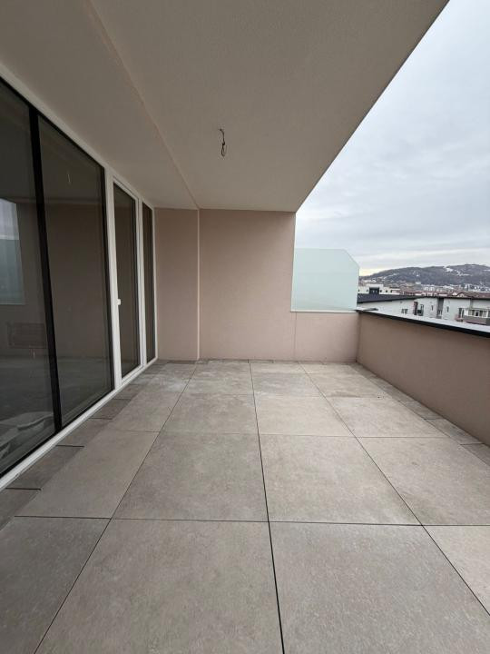 Apartament de vanzare, 3 camere, 184,78 mp, zona Cetatii 