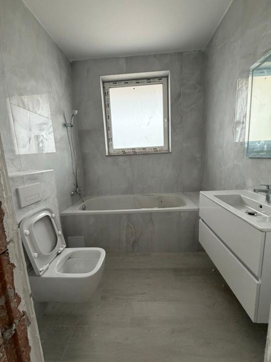 Apartament de vanzare, 3 camere, 184,78 mp, zona Cetatii 