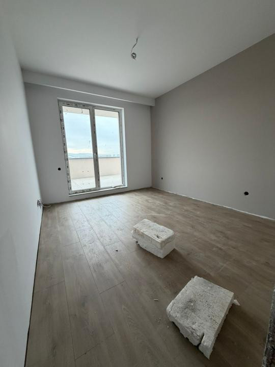 Apartament de vanzare, 3 camere, 184,78 mp, zona Cetatii 