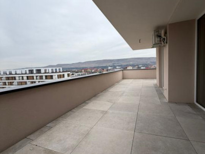 Apartament de vanzare, 3 camere, 184,78 mp, zona Cetatii 