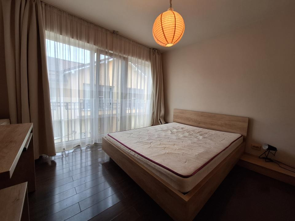 Duplex cu 2 parcari, zona Parcului Poligon