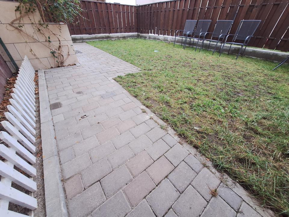 Duplex cu 2 parcari, zona Parcului Poligon