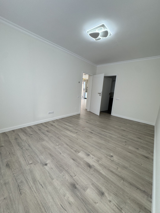 Apartament de 4 camere, Finisat, 85.5mp, Semidecomandat, Zona Poligon