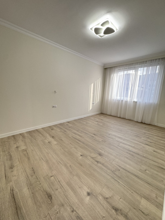 Apartament de 4 camere, Finisat, 85.5mp, Semidecomandat, Zona Poligon
