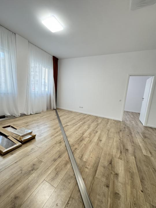 Apartament de 3 camere, 69.66 mp, 2 bai, Finisat, Zona Poligon