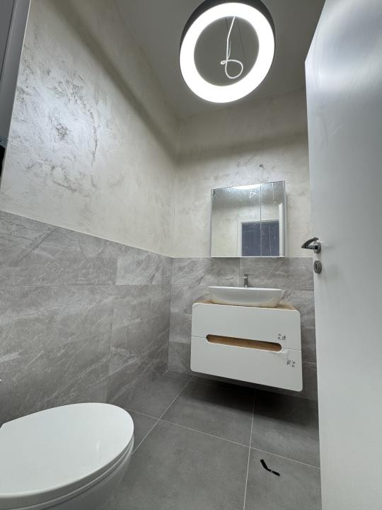 Apartament de 3 camere, 69.66 mp, 2 bai, Finisat, Zona Poligon