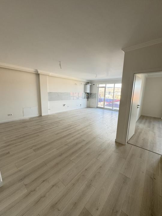 Apartament 2 camere, Semidecomandat, 57 mp, Finisat, Zona Poligon