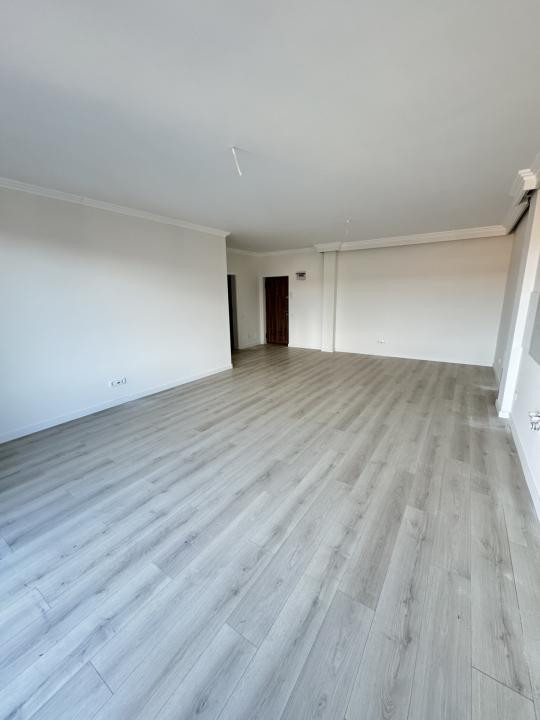 Apartament 2 camere, Semidecomandat, 57 mp, Finisat, Zona Poligon