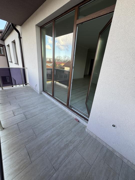 Apartament 2 camere, Semidecomandat, 57 mp, Finisat, Zona Poligon