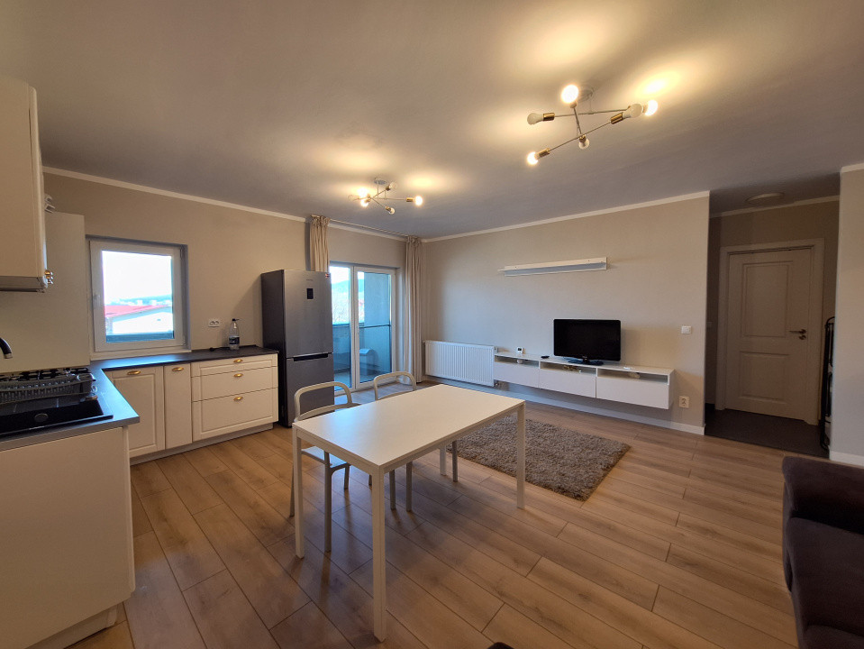 Apartament cu 2 camere, parcare, zona Tineretului