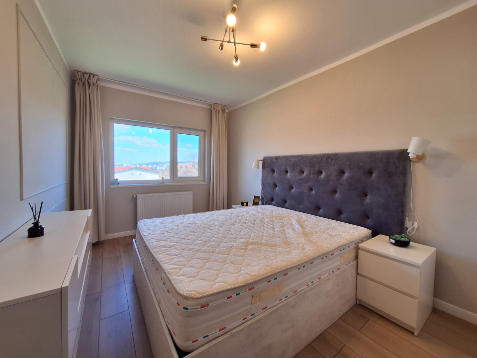 Apartament cu 2 camere, parcare, zona Tineretului