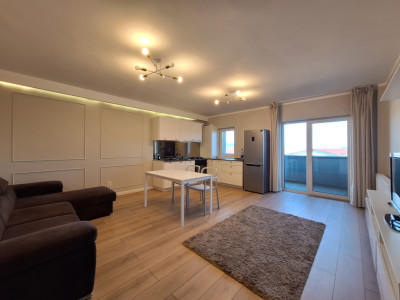 Apartament cu 2 camere, parcare, zona Tineretului