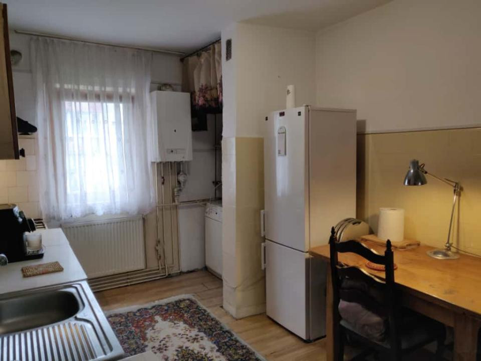 Apartament cu 3 camere , in Manastur, zona Kaufland