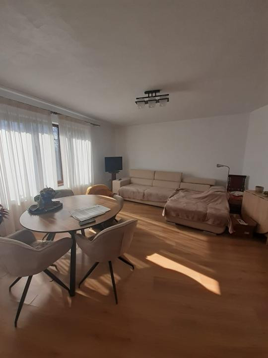 Apartament 3 camere, 89.76 mp, terasă generoasă și garaj, zona Grigorescu