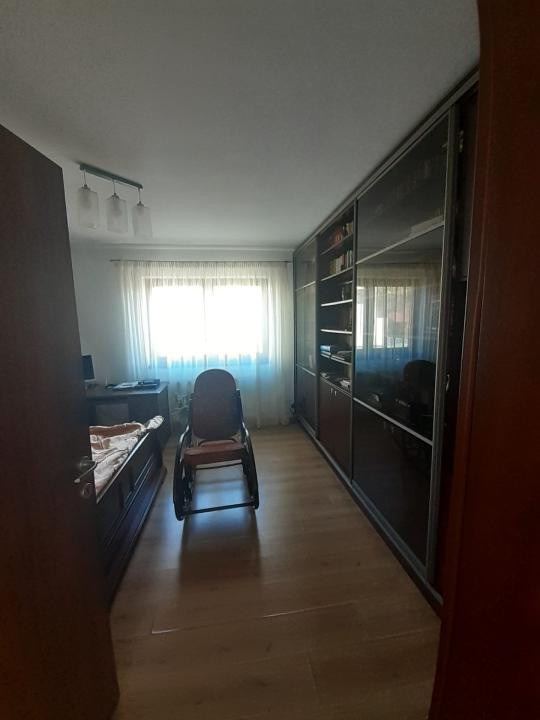Apartament 3 camere, 89.76 mp, terasă generoasă și garaj, zona Grigorescu