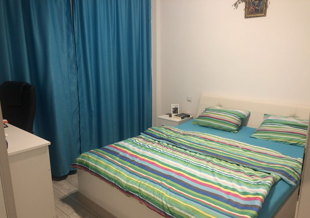 Apartament cu 2 camere, etaj intermediar, bloc cu lift , zona Terra