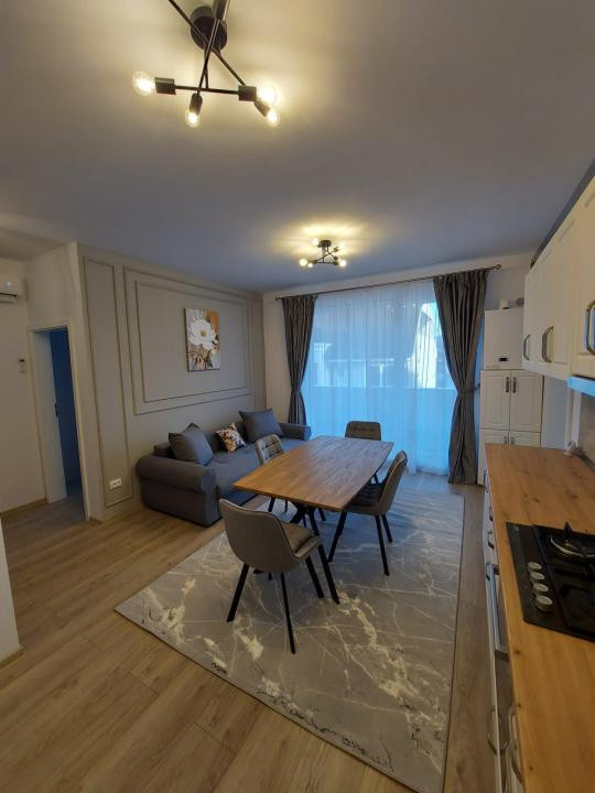 Apartament cu 3 camere,etaj intermediar,parcare subterana,zona  Cetatii
