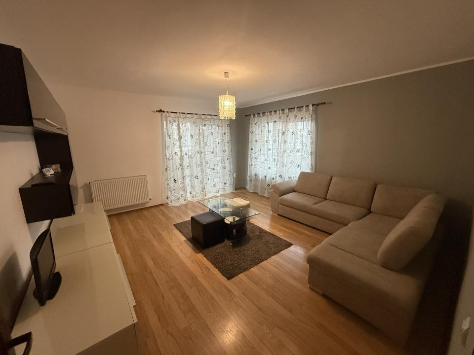 Apartament 58 mp - parcare - Eroilor - Floresti!