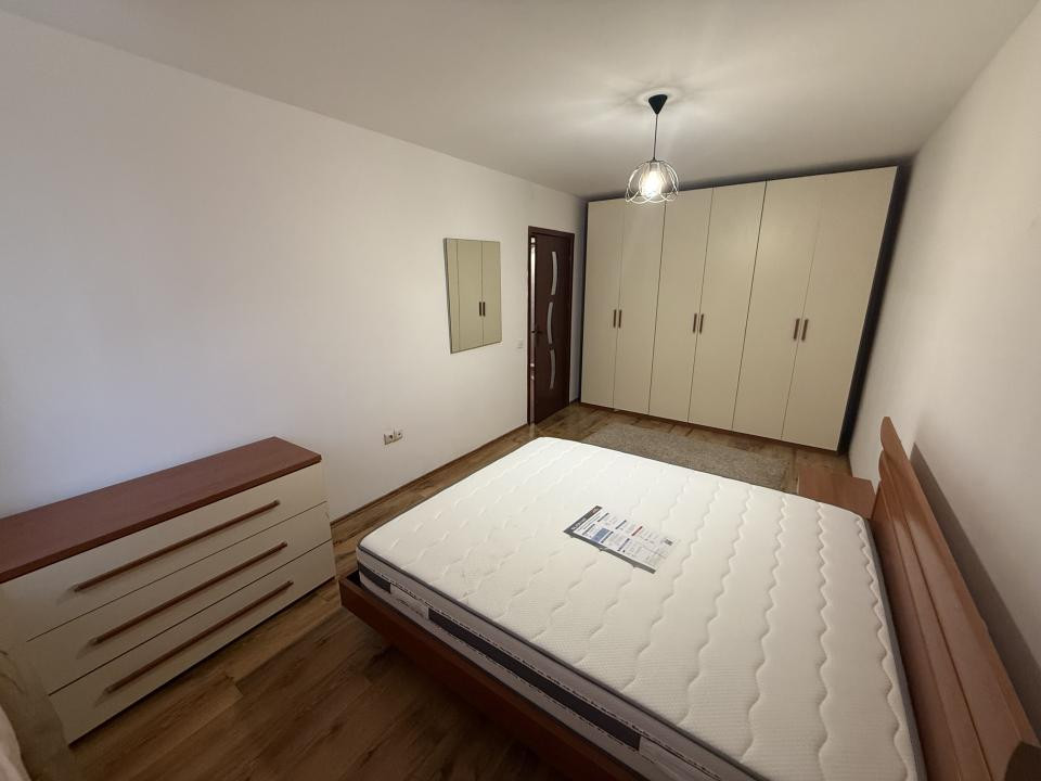Apartament 58 mp - parcare - Eroilor - Floresti!