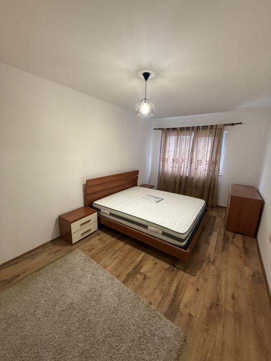 Apartament 58 mp - parcare - Eroilor - Floresti!