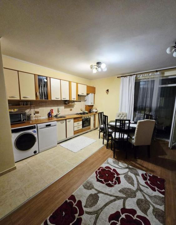 Apartament de 49 mp utili, zona Eroilor,parcare inclusa