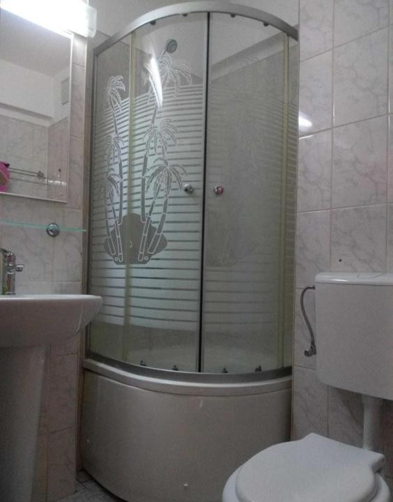 Apartament 1 camera, 43mp, balcon, etaj intermediar, zona FSEGA