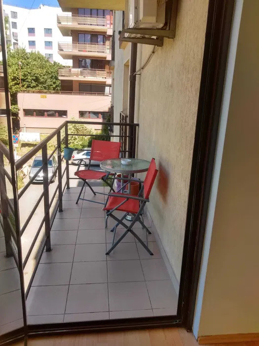 Apartament 1 camera, 43mp, balcon, etaj intermediar, zona FSEGA
