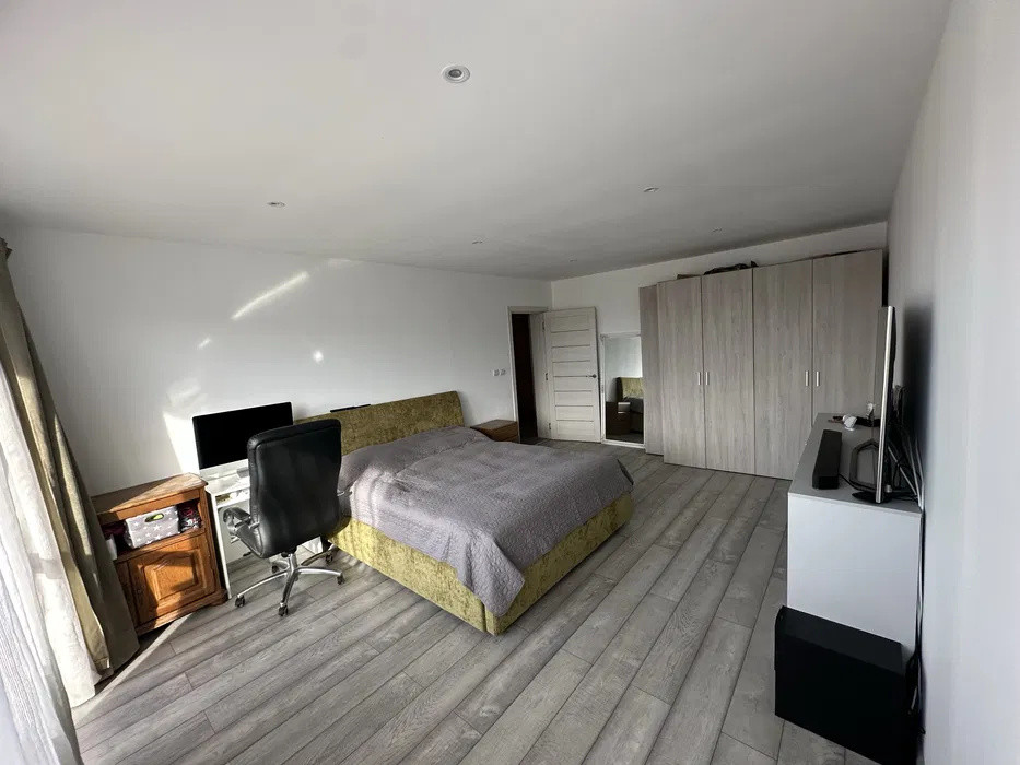 Apartament cu 3 camere, 73 mp, parcare, zona Cetatii