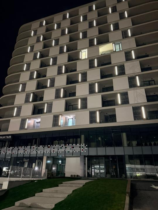 Apartament ultra lux de vanzare, 2 camere, 46mp,parcare subterana, zona BMW 