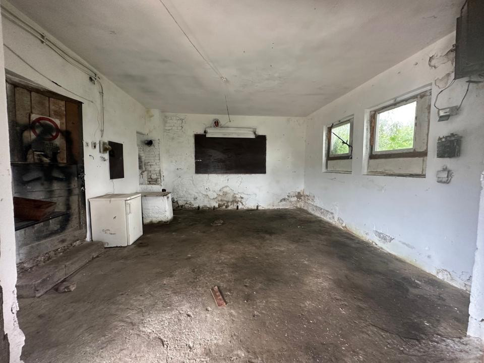 Spațiu 100 mp, teren 400 mp, zona străzii Pomet, cartier Iris