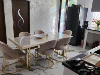 Apartament cu 4 camere, 90 mp, terasa de 35 mp, zona Stadionului