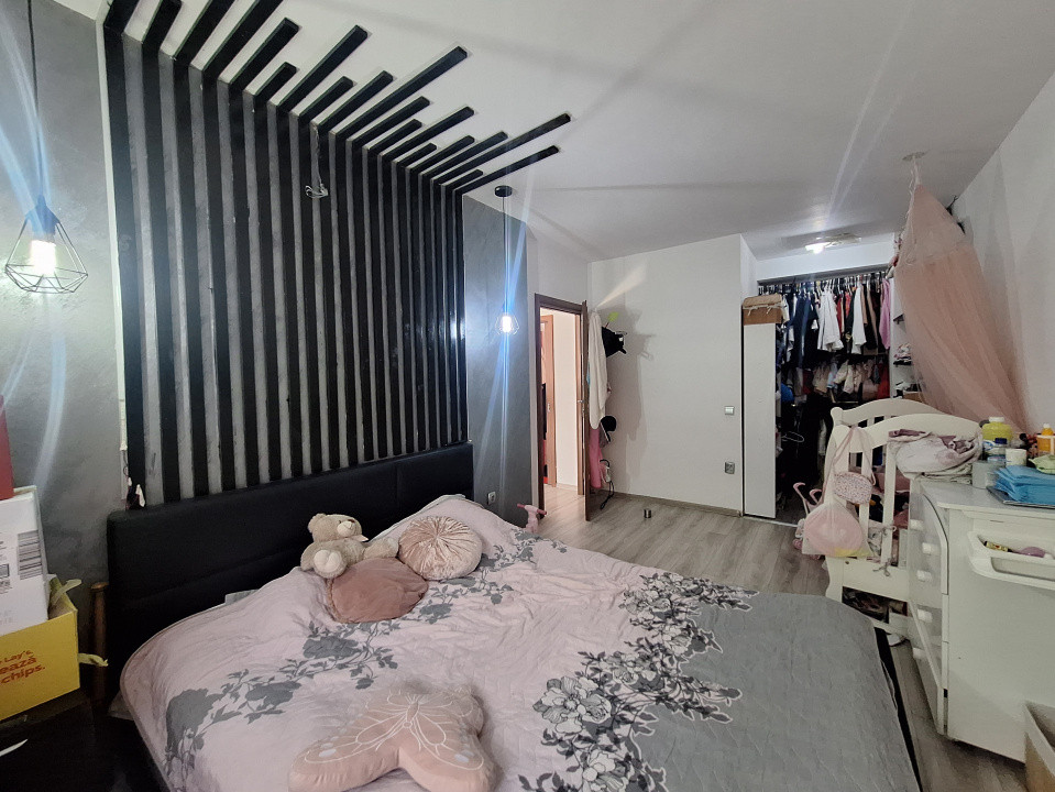 Apartament cu 2 camere, 40 mp, balcon, zona Eroilor