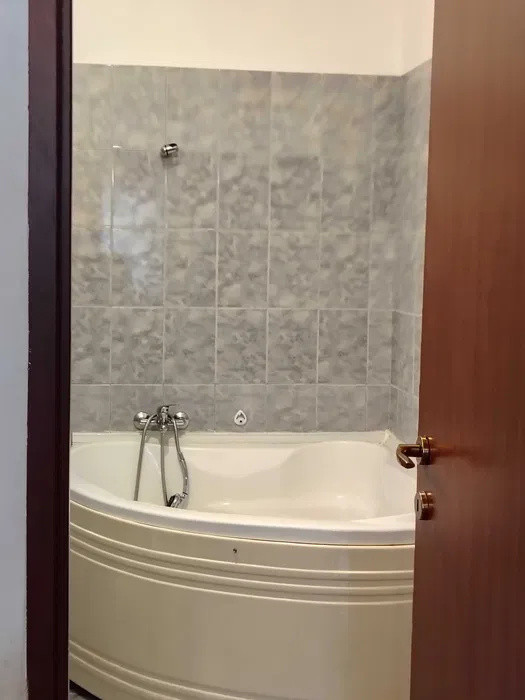 Apartament 3 camere, sub pretul pietei, Zona Dorobantilor.