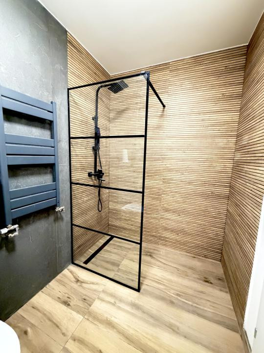 Apartament de 3 camere,bloc nou,etaj intermediar, Eroilor Residence